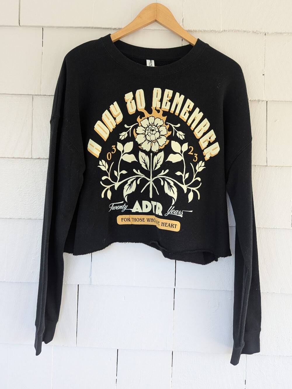 NWOT A Day To Remember For Those Who Have Heart Black Flower Cropped Sweatshirt